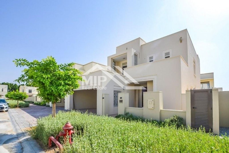 Highly Upgraded Extended 4BR+M Vastu Compliance