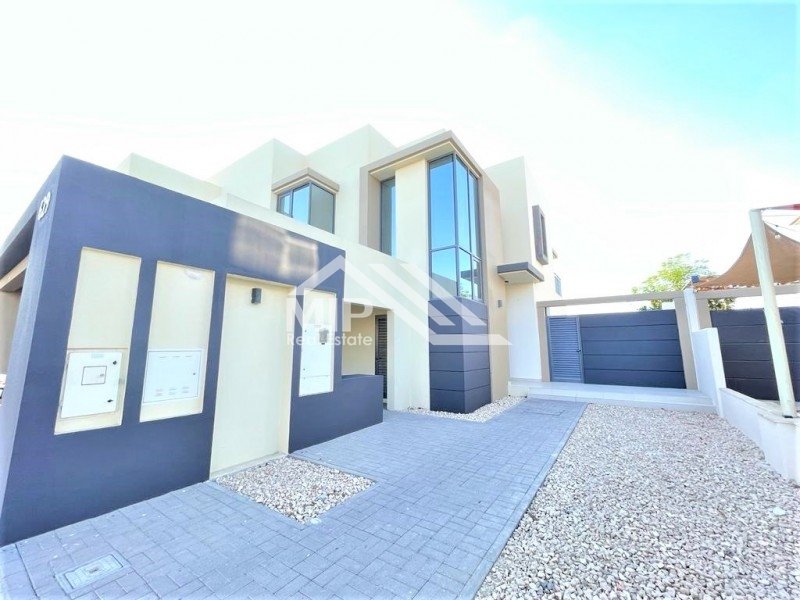 Prime location| Very Well Maintained 4BR+M